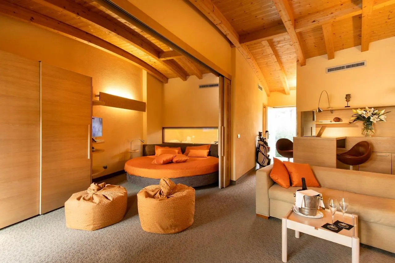 Color Hotel Style, Design & Gourmet Bardolino Italy