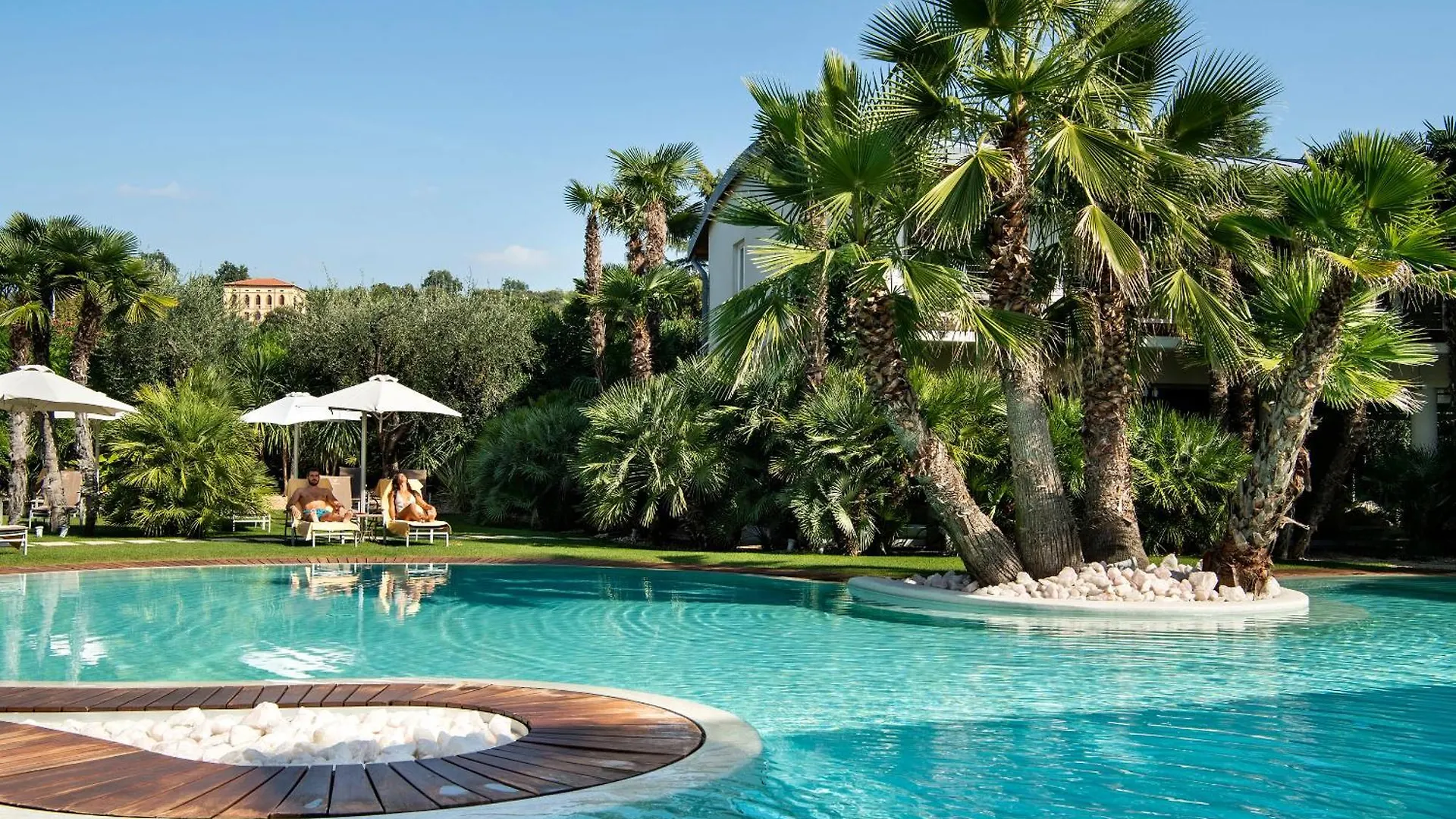 Color Hotel Style, Design & Gourmet Bardolino