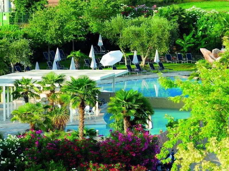****  Color Hotel Style, Design & Gourmet Bardolino Italy