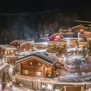 https://park-chalet-village.it-lombardy.com