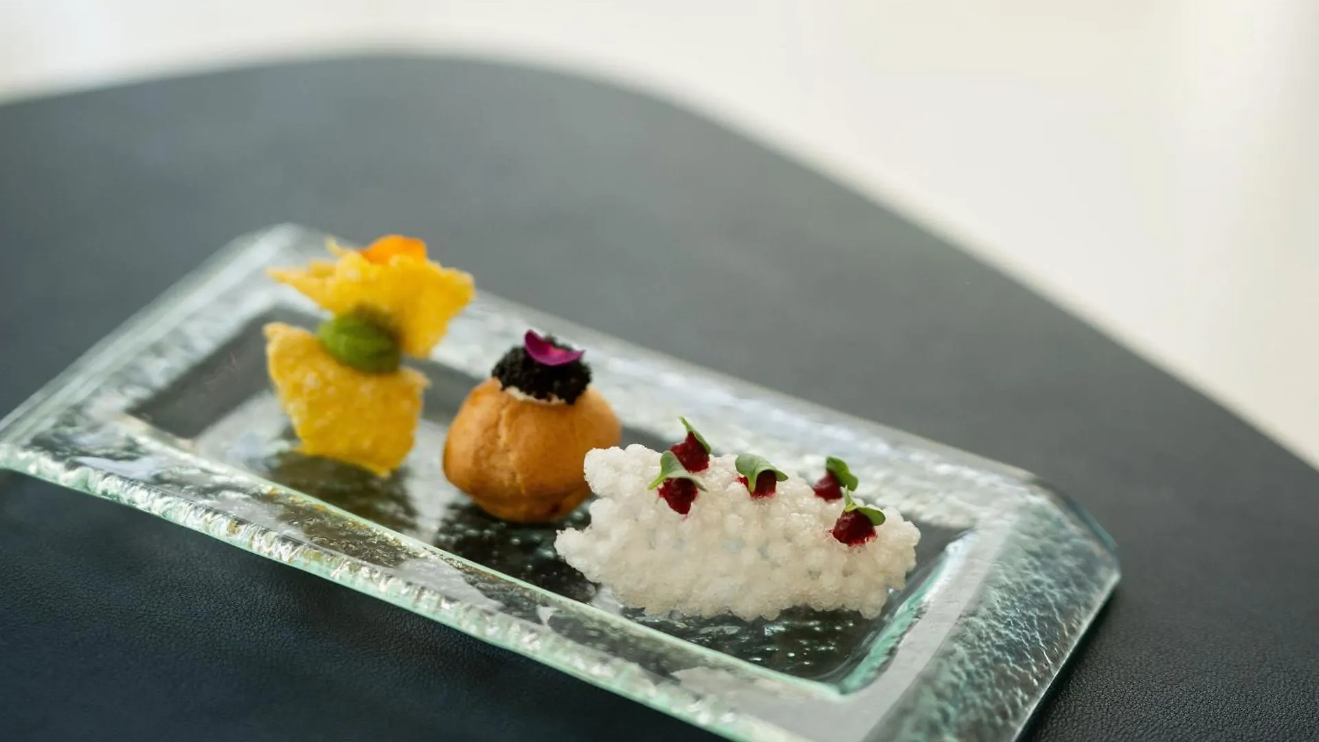 Color Hotel Style, Design & Gourmet Bardolino